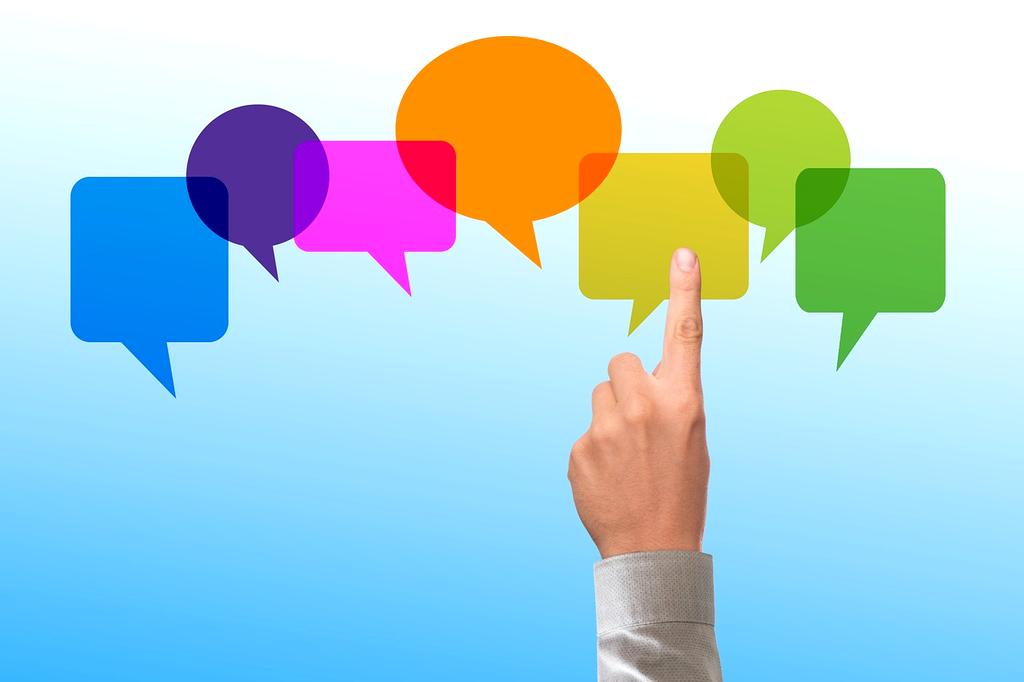 Icon showing AI brain with nodes